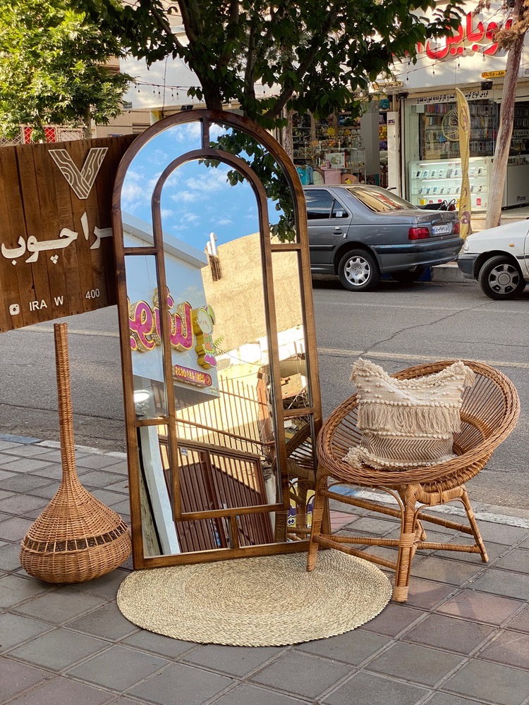 آینه قدی مدل پنجره ای